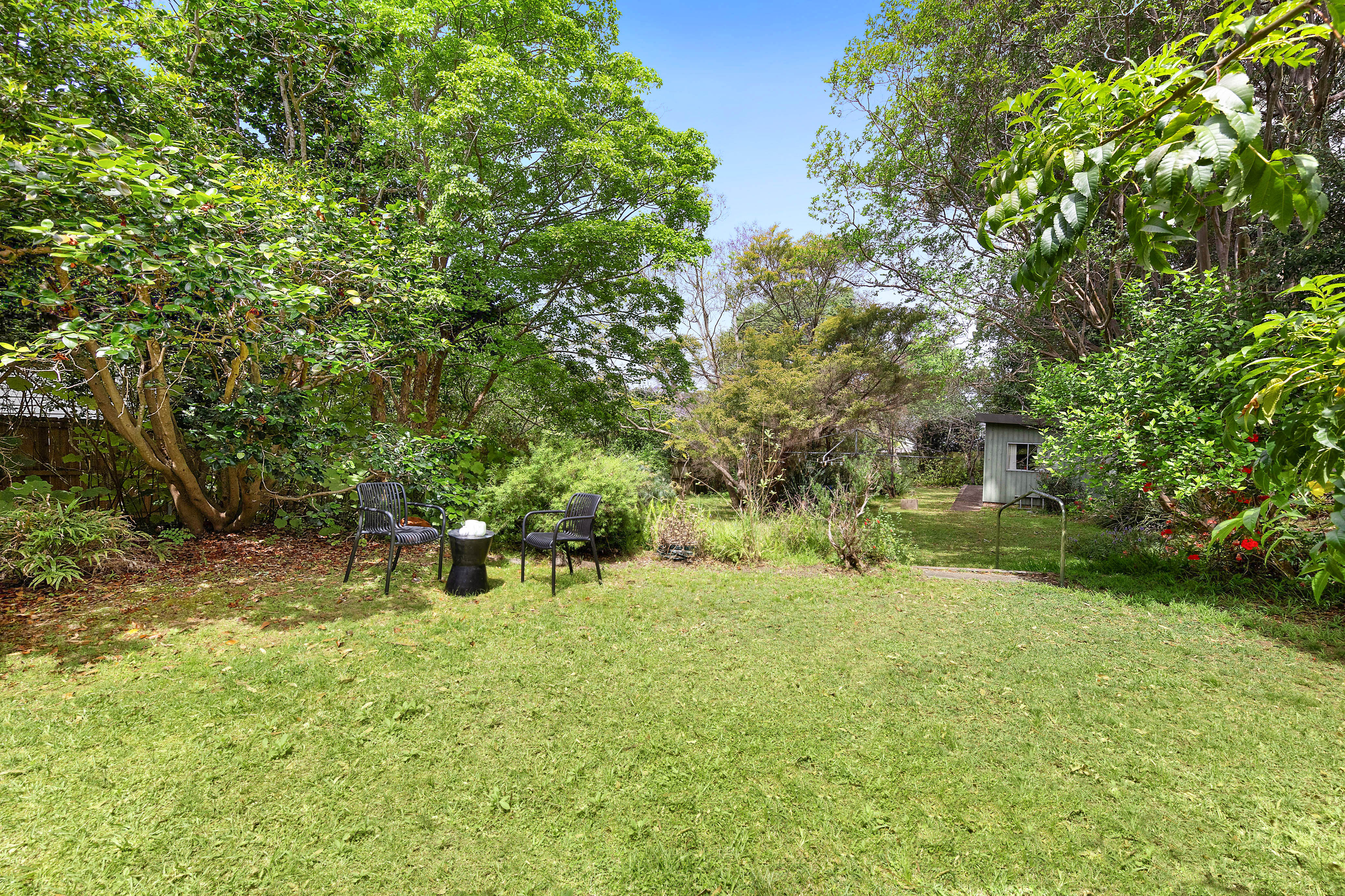 18 SADDINGTON ST, SOUTH TURRAMURRA NSW 2074, 0 Kuwarto, 0 Banyo, House