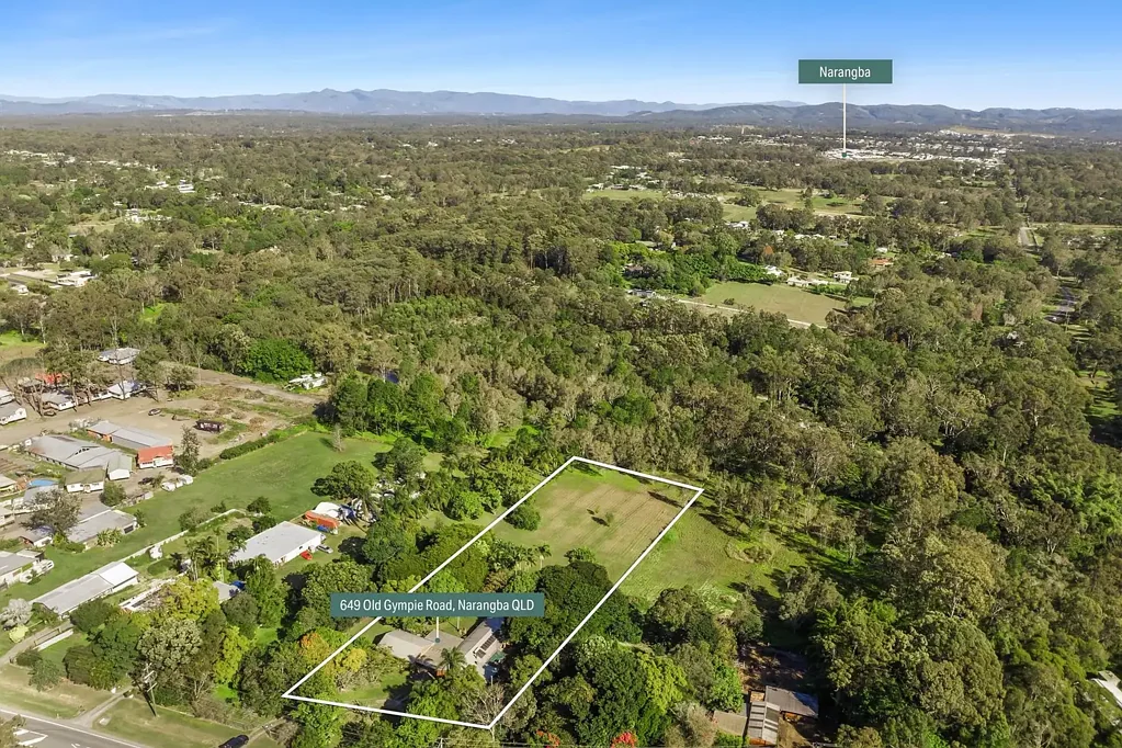 Narangba 6ਬੈੱਡਰੂਮ 8,237m² of Prime Land in Narangba's Emerging Growth Corridor