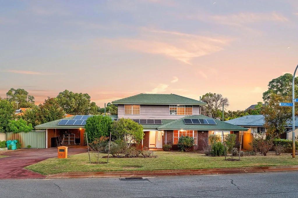 22 Rowsley Way, Carine, WA 6020