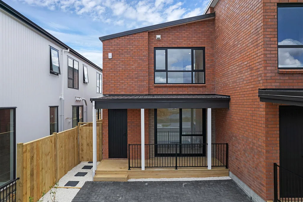 Drury 4房  Brand New 4 Bedroom Home with Brick Cladding