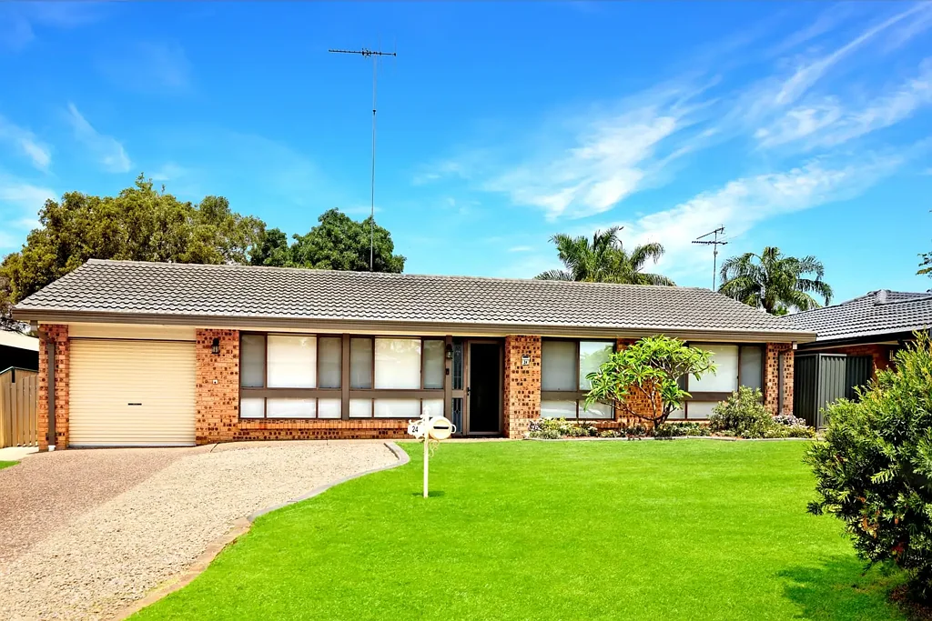 24 Warburton Crescent, Werrington County, NSW 2747