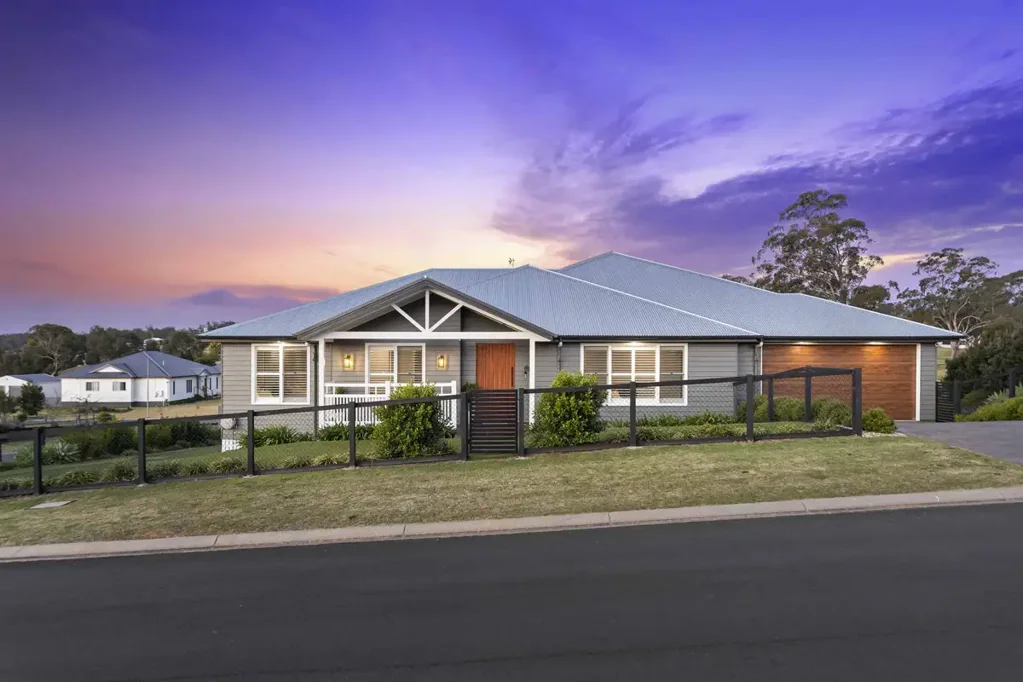 10 Griffin Street, Highfields, QLD 4352