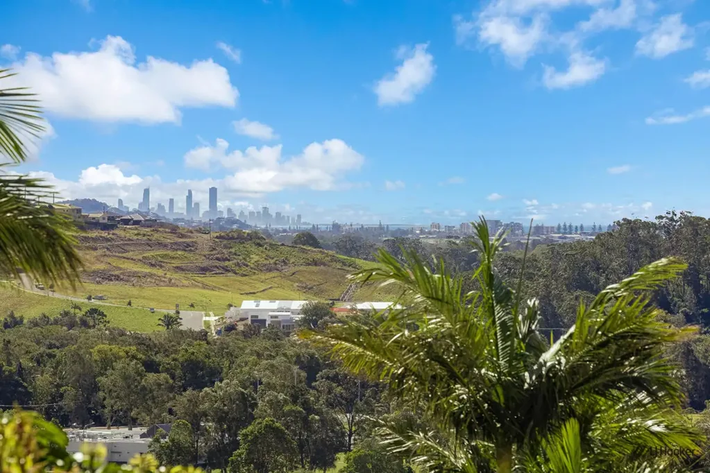 16 Oakland Parade, Banora Point, NSW 2486