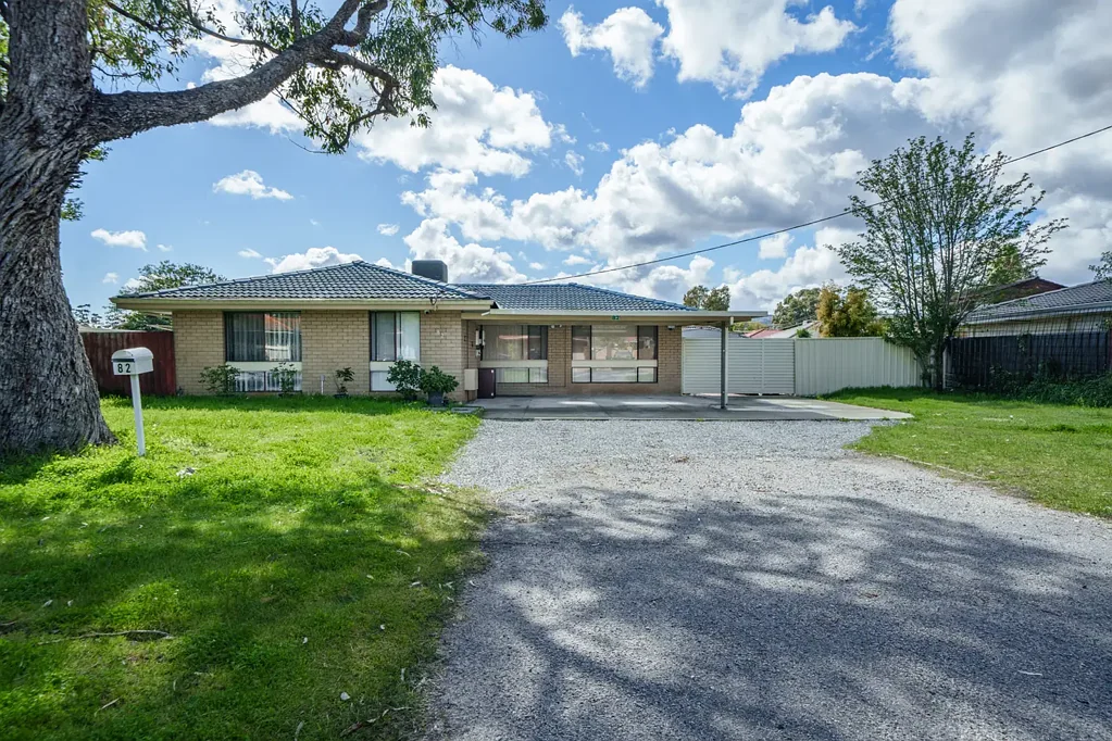 Gosnells 3房  SIDE ACCESS TO WORKSHOP!! RENOVATED HOME!!