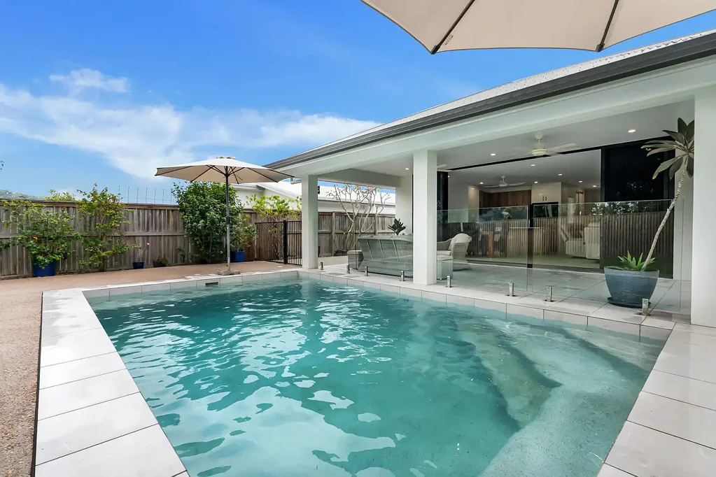 Trinity Beach 4房  Contemporary Family Living