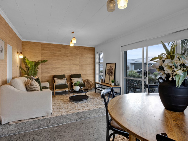 1/246 Courtenay Street, Strandon, New Plymouth, 2 phòng ngủ, 1 phòng tắm