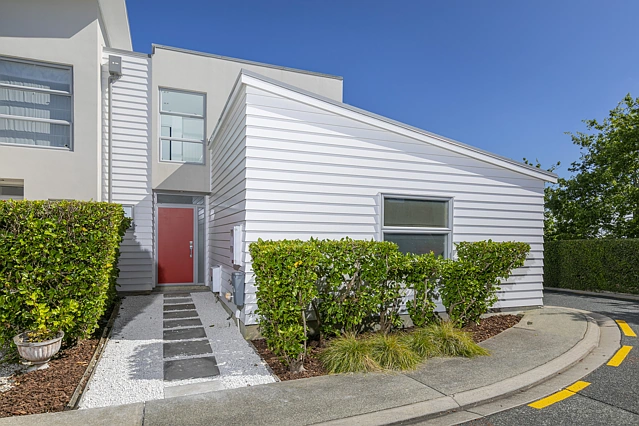 12/40 Scarlet Oak Drive, Albany, North Shore City