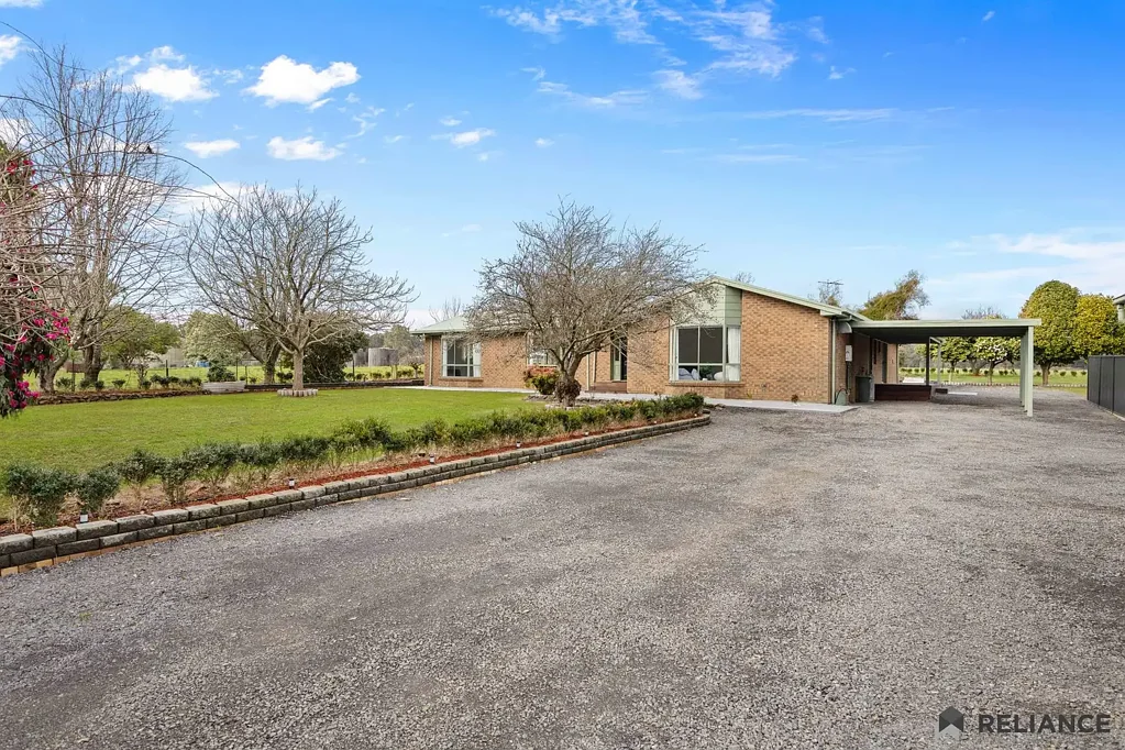Kinglake West 4 Slaapkamer Rare Whittlesea Lifestyle Opportunity | Retirement | Airbnb | Commercial Potential 
(STCA)