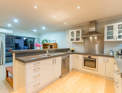 5/8 Wellington Road, Paekakariki, Kapiti Coast, 3 ਕਮਰੇ, 2 ਬਾਥਰੂਮ, Apartment
