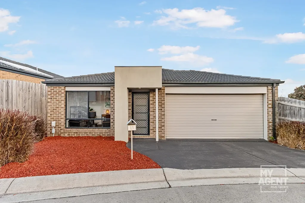 13/11 Hawk Avenue, Pakenham, VIC 3810