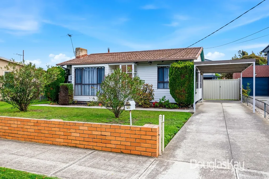 Braybrook 2Kwarto Charming & Cherished. First Time Offered.