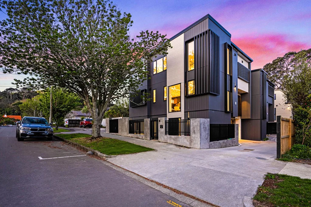 Mount Eden 4Phòng ngủ Brand-New Luxury Home in Double Grammar Zone