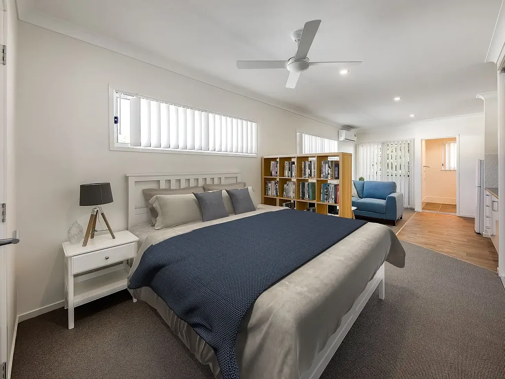 MODERN, FULLY FURNISHED, STUDIO APARTMENTS