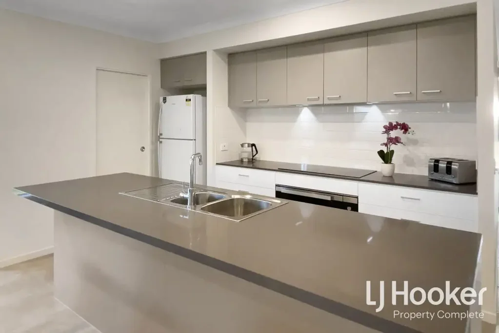 Yarrabilba 4બેડરૂમ High-Quality Build, Strong Investment Potential