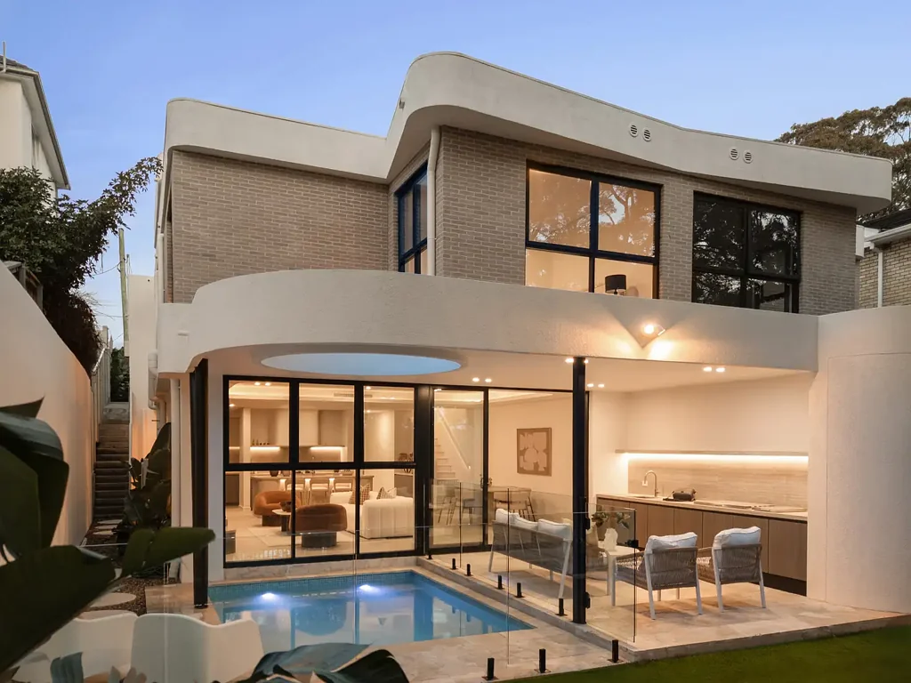 Kensington 5Phòng ngủ Brand-New Architectural Luxury Backing Onto The Australian Golf Club