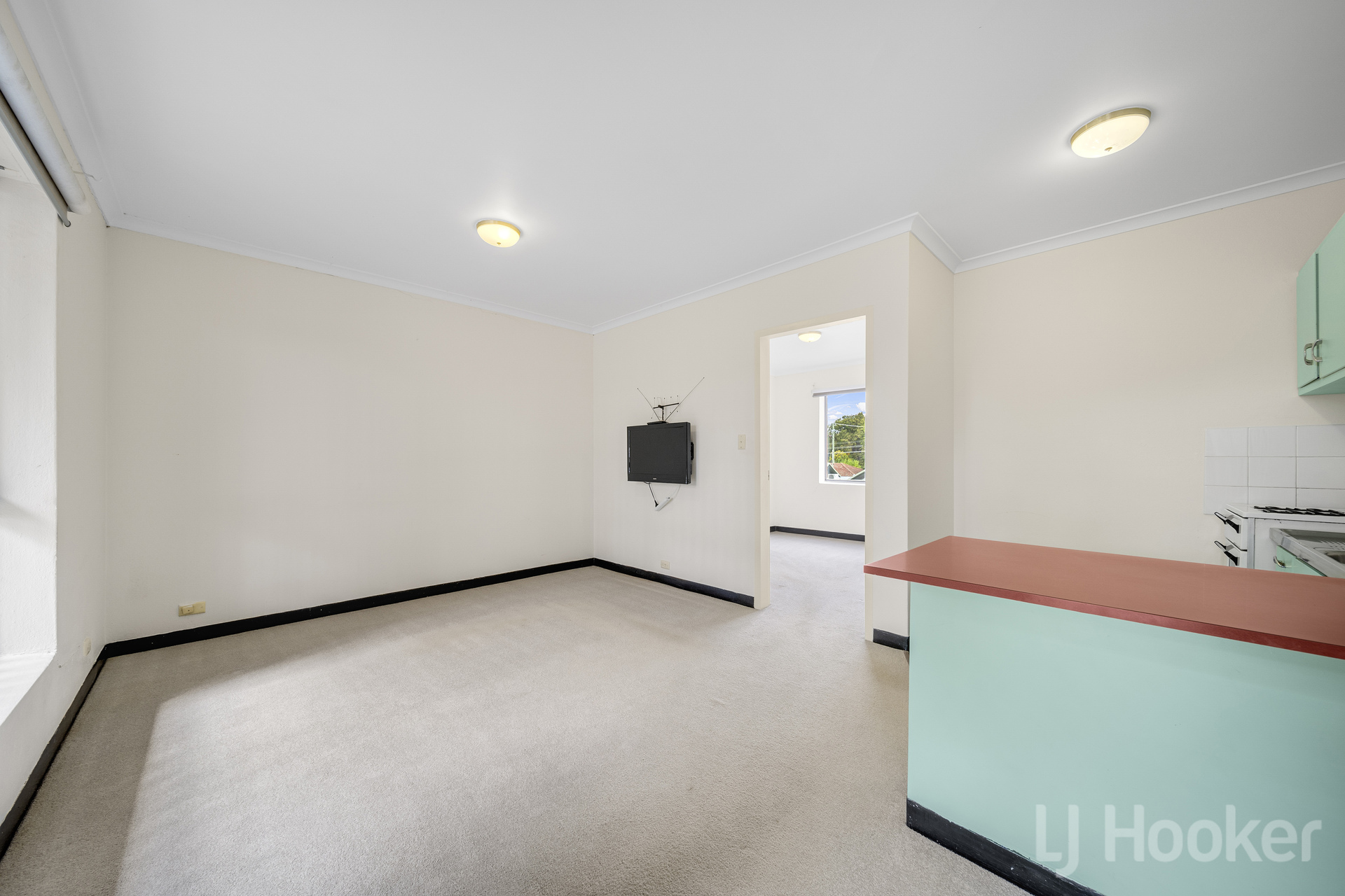 UNIT 1 122 HENDERSON RD, CRESTWOOD NSW 2620, 0 Schlafzimmer, 0 Badezimmer, Unit