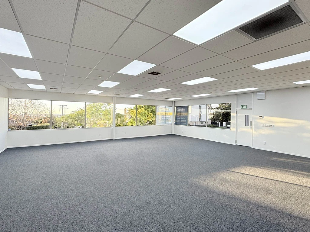 Meadowbank  SUBURBAN OFFICES WITH GREAT PARKING