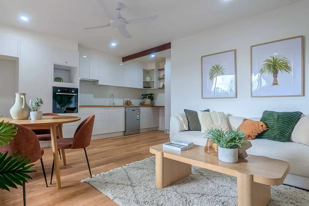 Coolangatta 1房  Fully Renovated & Ready to Move In – Prime Investment or Lifestyle Choice