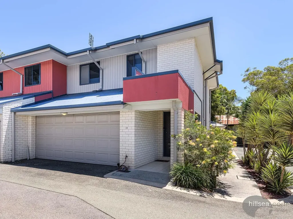 3/170 Whiting Street, Labrador, QLD 4215