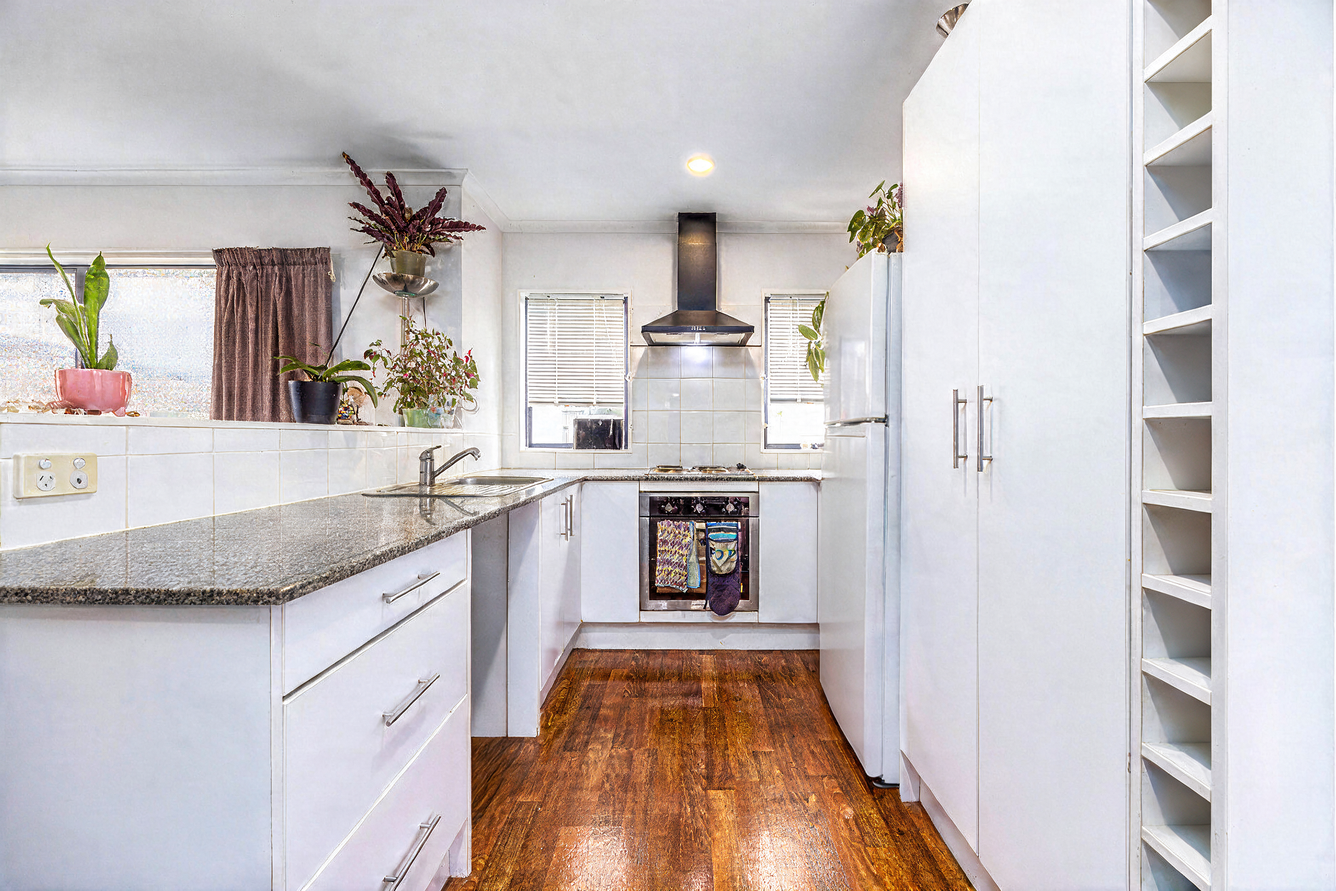70 Solar Road, Glen Eden, photo 12