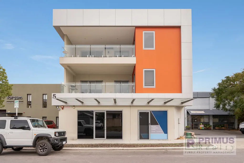 Boutique Living – Two Master Bedrooms, Dual Balconies & Secure Complex