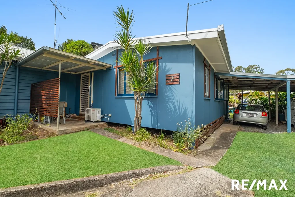 Nambour 3 Bedroom Charming Income-Producing Duplex - No Body Corporate!