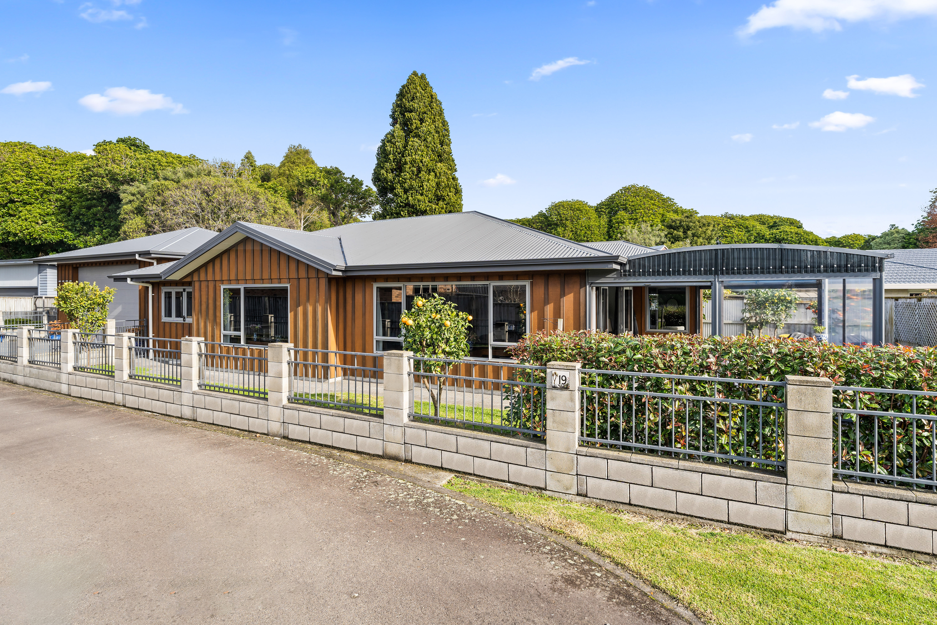 19 Edgewater Street, Waikanae