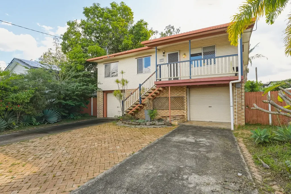 Strathpine 3غرفة نوم Spacious High-Set Living with Outstanding Future Potential