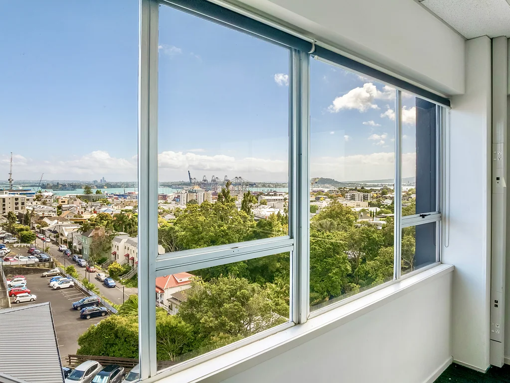 Parnell Sought-after Parnell location with elevated views