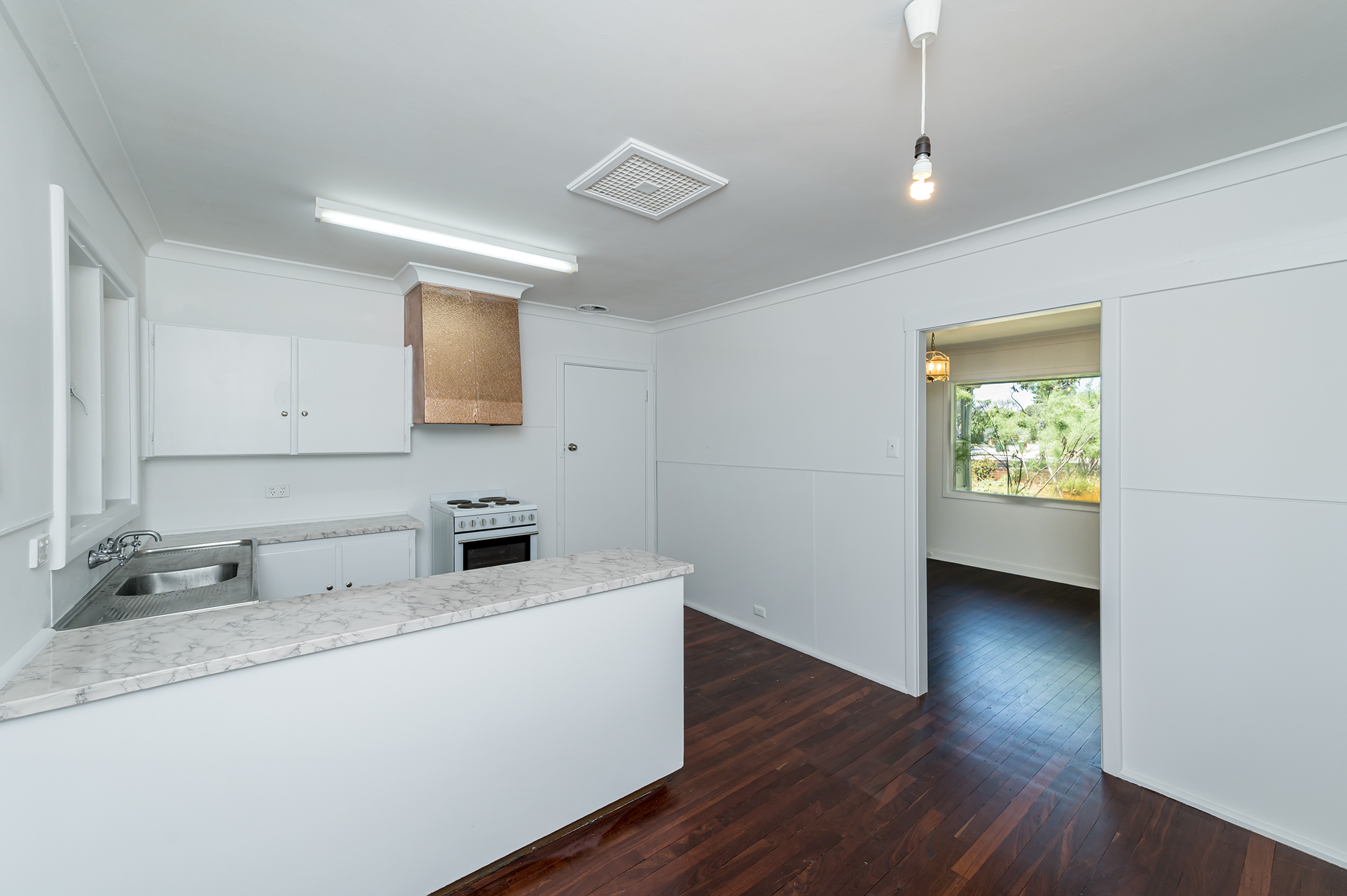 293 MORLEY DR EAST, LOCKRIDGE WA 6054, 0部屋, 0バスルーム, House