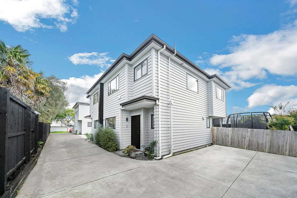 Pakuranga Heights 3Phòng ngủ Must Be Sold – Vendor Ready to Meet Market