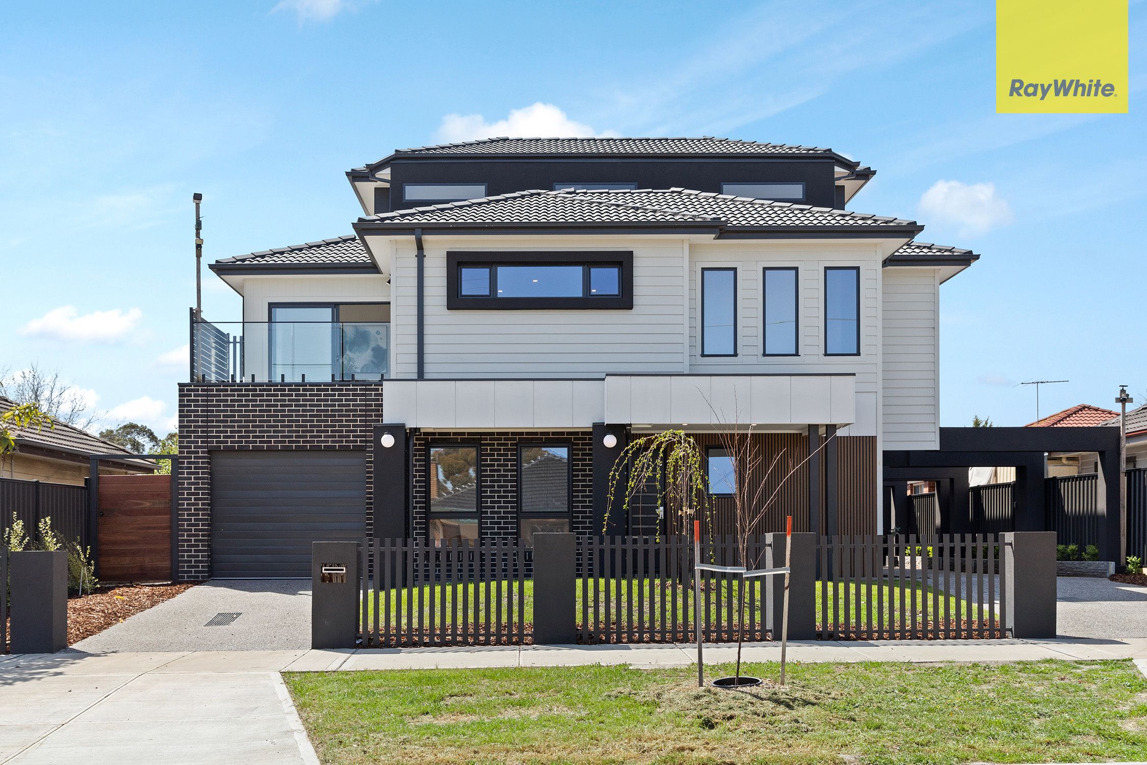 UNIT 2 84 GEORGE ST, ST ALBANS VIC 3021, 0房, 0浴, Townhouse