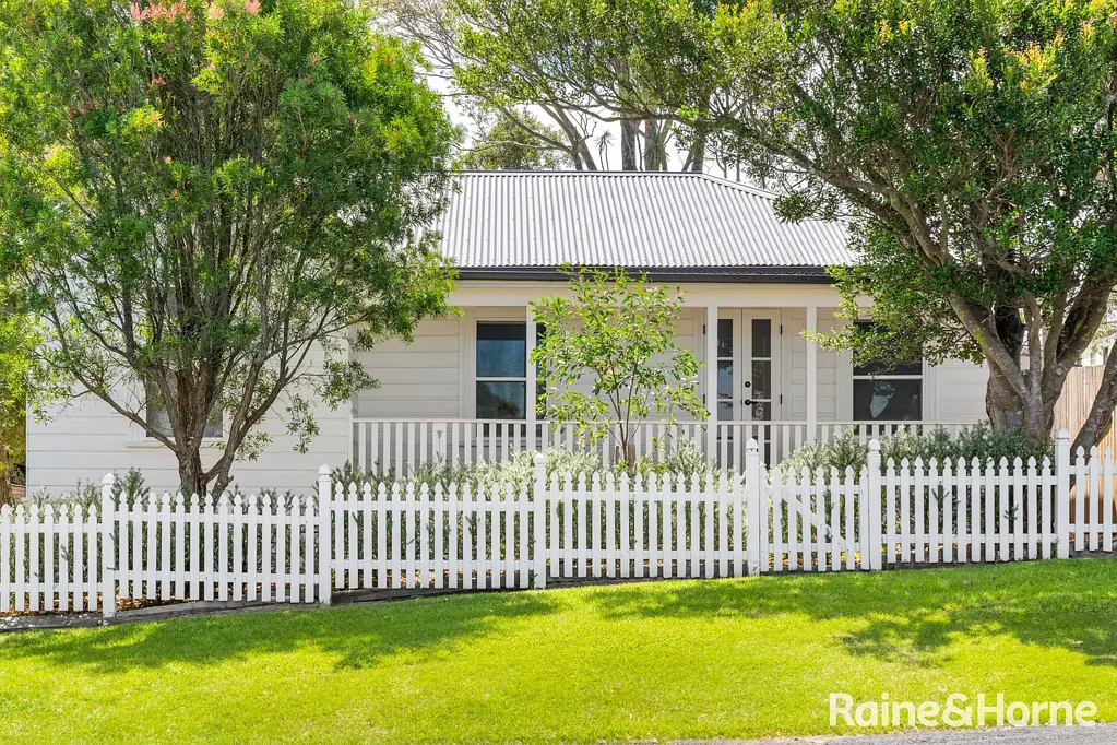 52 Croobyar Rd, Milton, NSW 2538