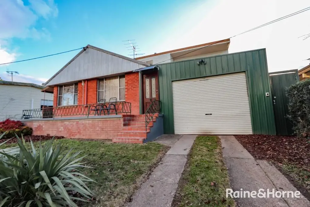 4 Bedroom Home in South Bathurst- Available 15.9.2026