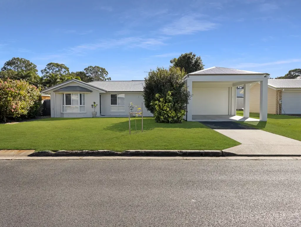 3 O'Regan Drive, Craignish, QLD 4655