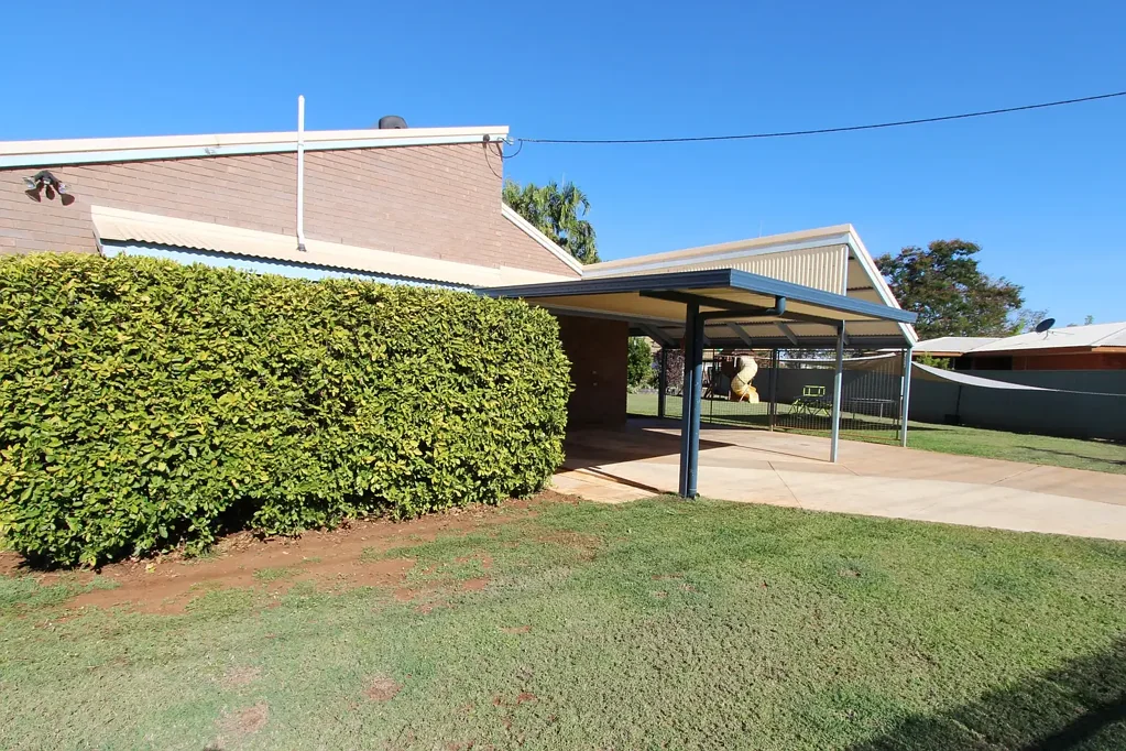 2 Miniata Crt, Katherine, NT 850