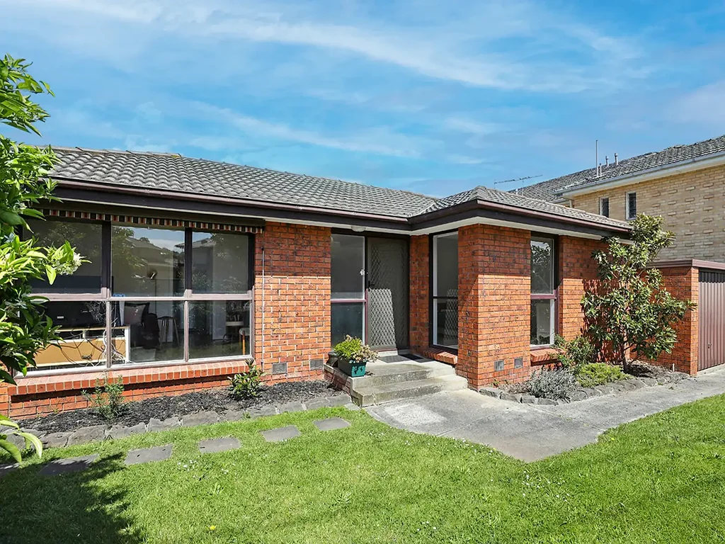 Noble Park 2Kwarto A Standout Home with Space to Spare