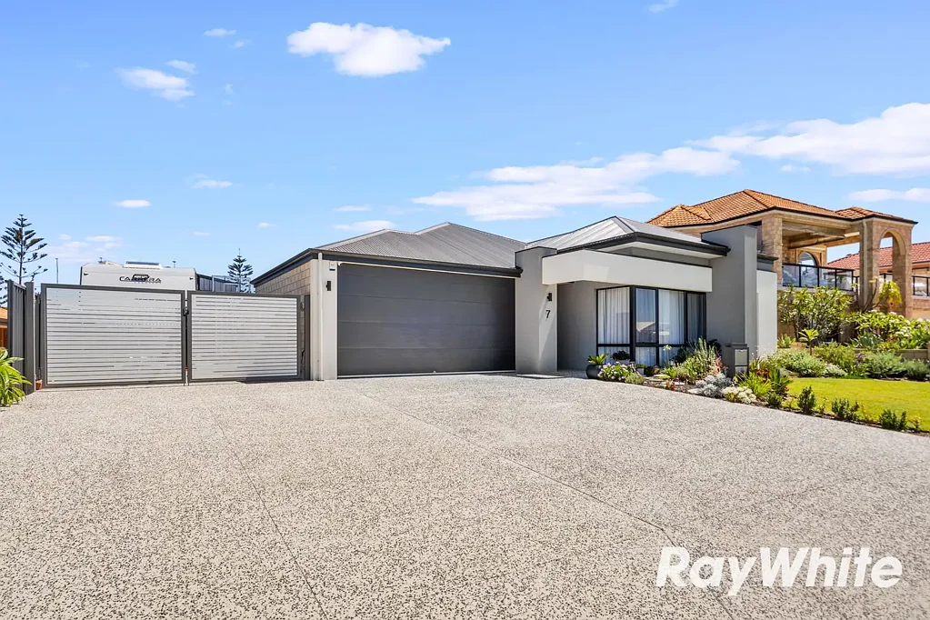 7 Spoonbill Retreat, Wannanup, WA 6210