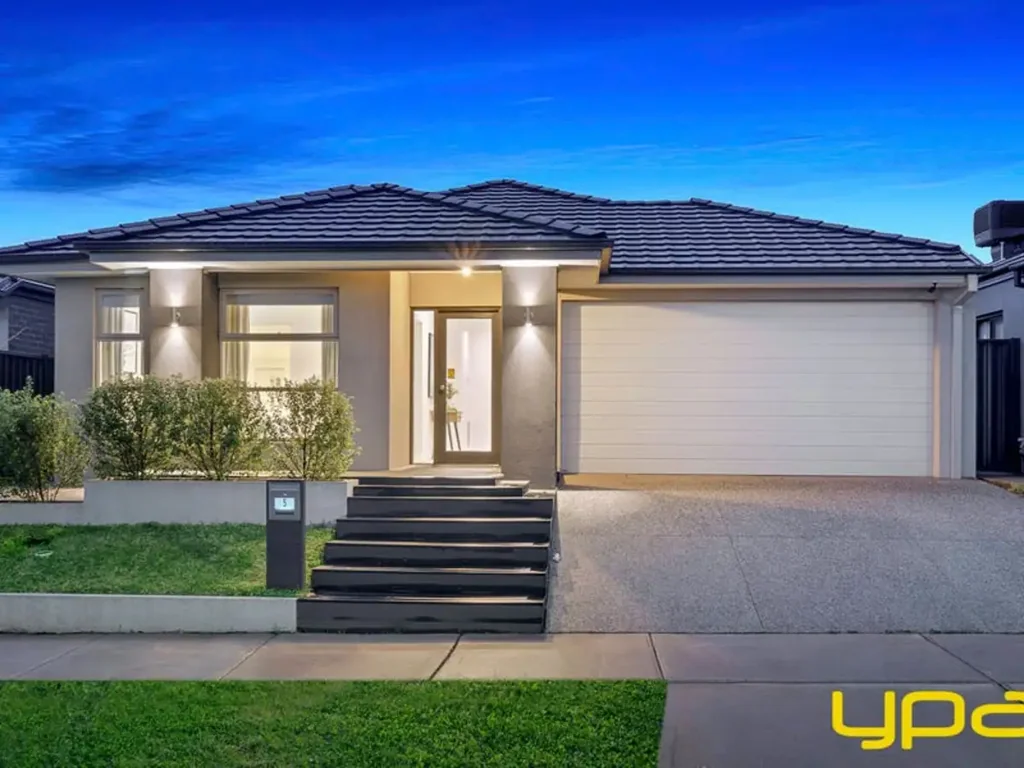 Spacious Family Home for Rent in Clyde