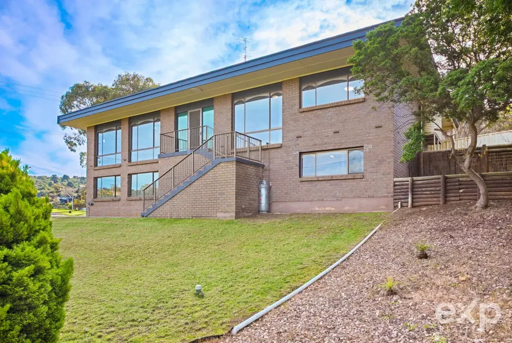 Port Lincoln 4房  Elevated Living with Bay Views, Space & Lifestyle
