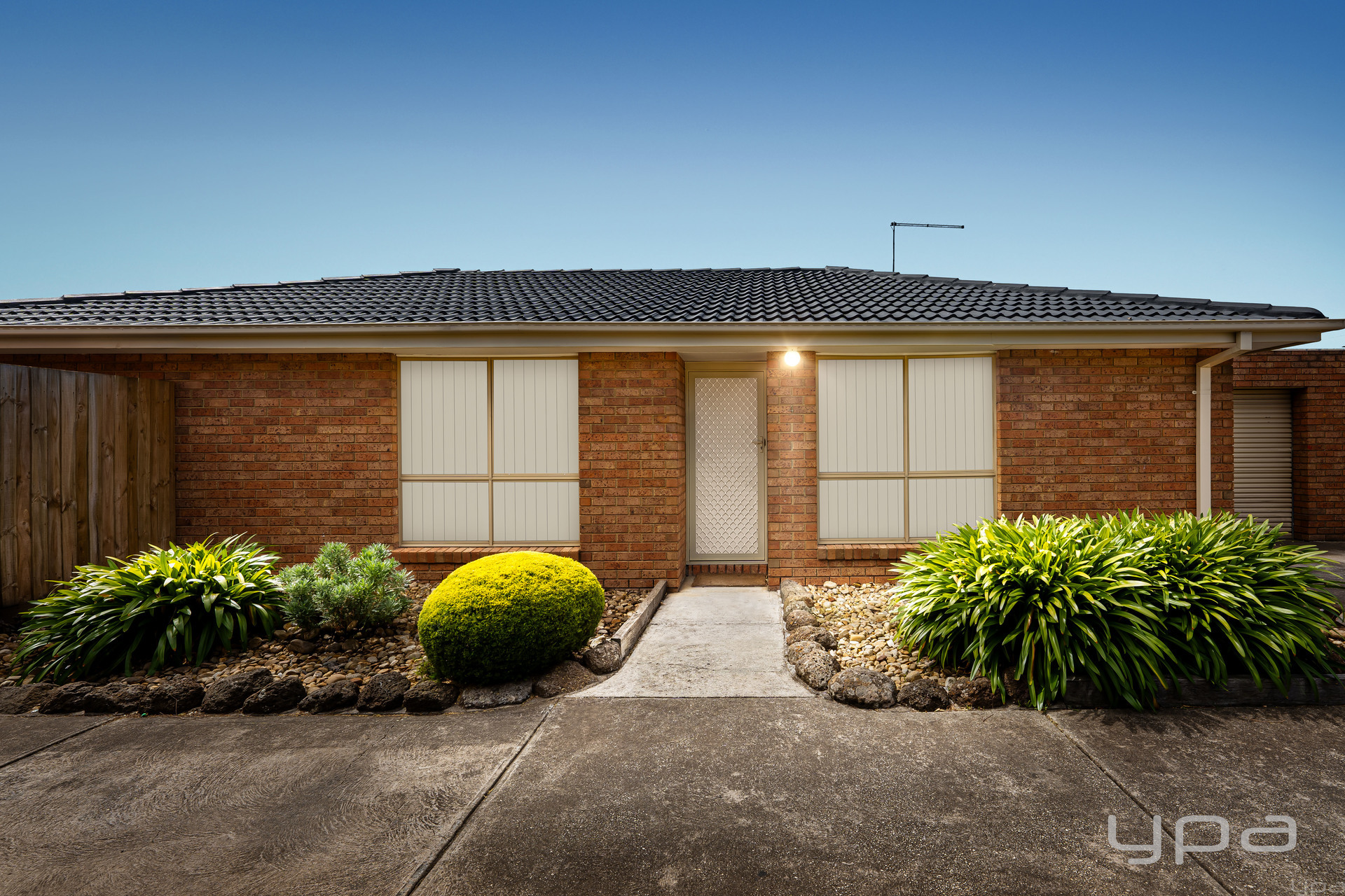 73-75 ROSELLA AV, WERRIBEE VIC 3030, 0 chambres, 0 salles de bain, Unit