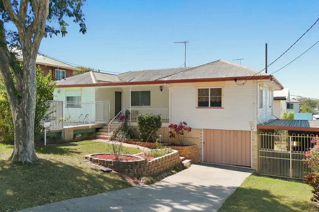Mount Gravatt East 3બેડરૂમ Family Comfort, Character and Exciting Potential