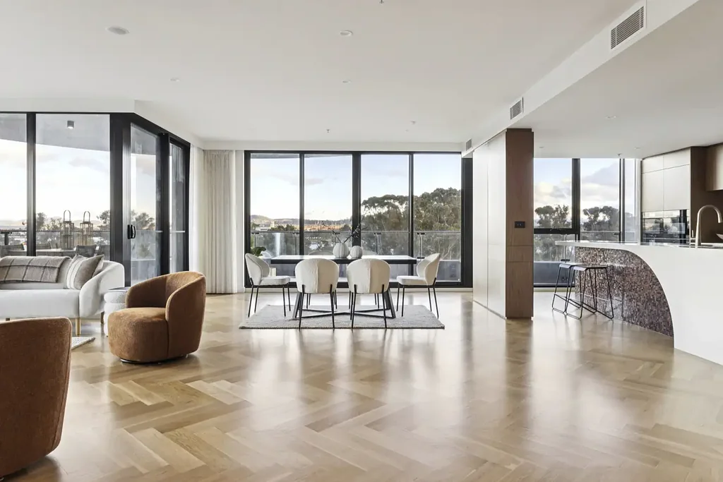 Parkes 5ห้องนอน Canberra�s Ultimate Penthouse - Residence 245, The Griffin