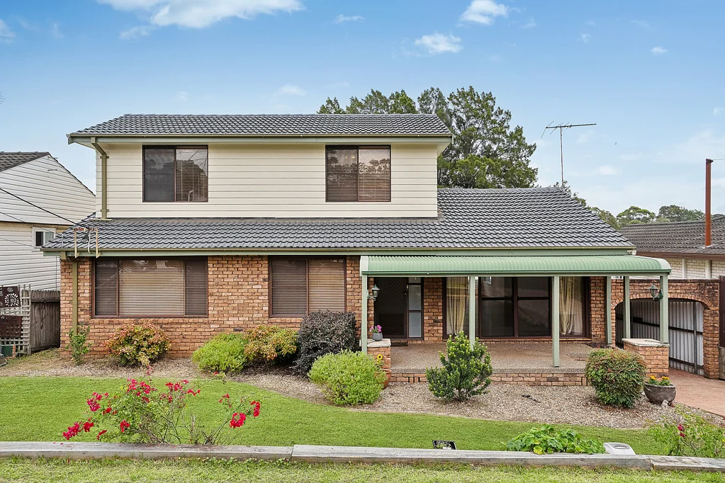 19 Palona Crescent, Engadine, NSW 2233