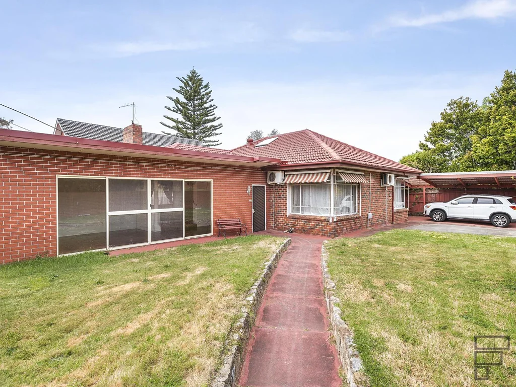 8 Sussex Road, Caulfield South, VIC 3162