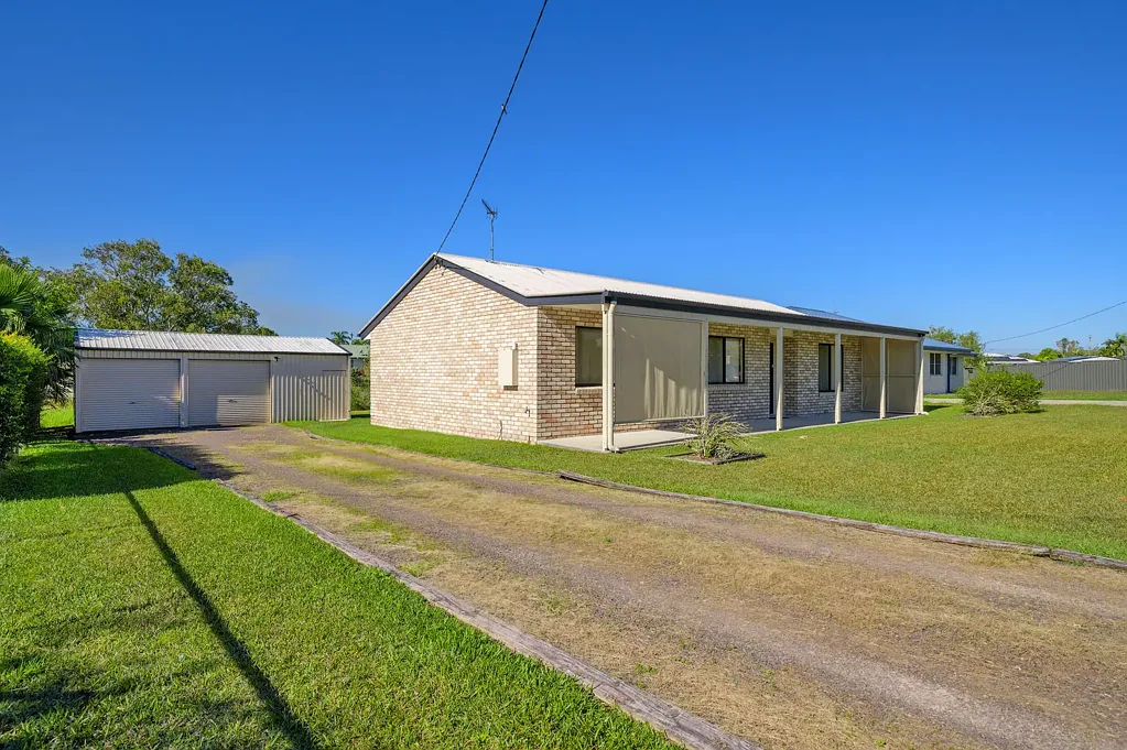 Cooloola Cove 3બેડરૂમ A Place to Call Home – Character, Comfort & Endless Potential