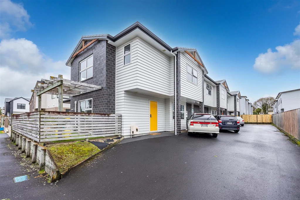 16 Hogan Street, Hamilton East, Waikato
