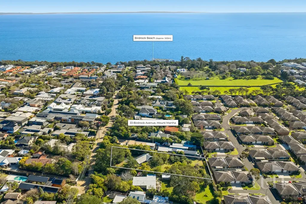 Mount Martha 3 Bedroom A Rare Beachside Opportunity Moments from Birdrock Beach
