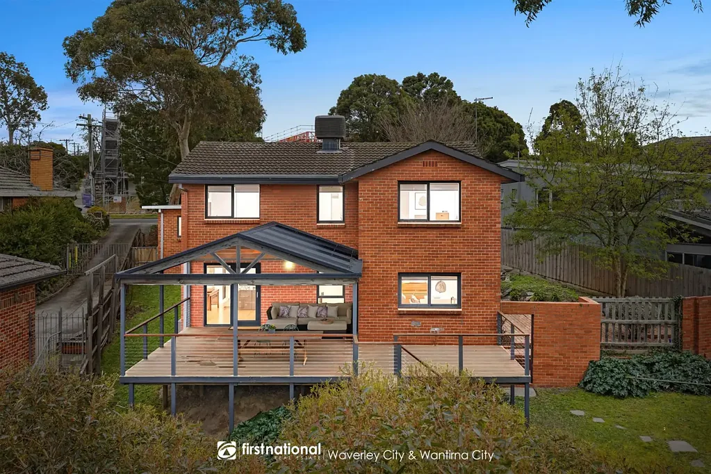 Mount Waverley 4कमरा Walk to Mount Waverley Secondary & Damper Creek