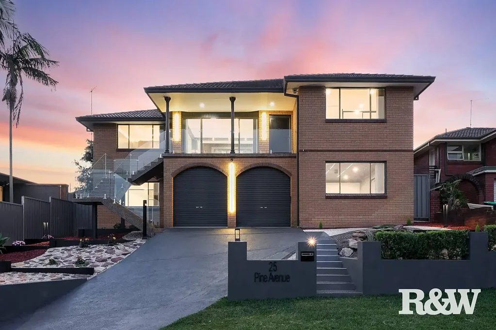 25 Pine Avenue, Bradbury, NSW 2560